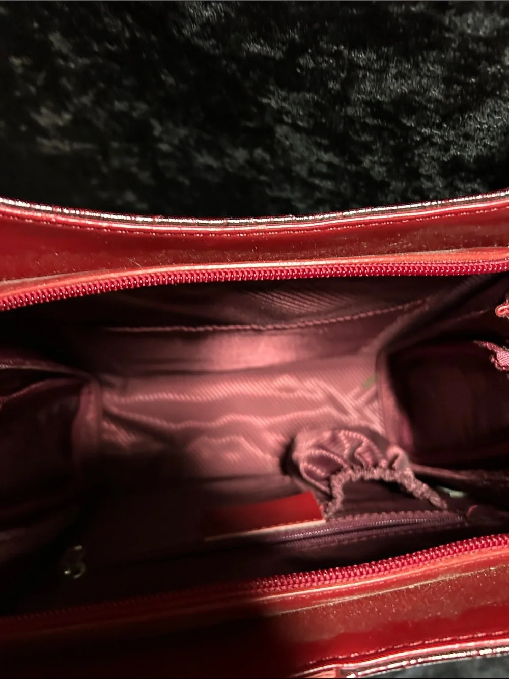 Red Croc-Effect Patent Shoulder Bag with Metallic Clasp